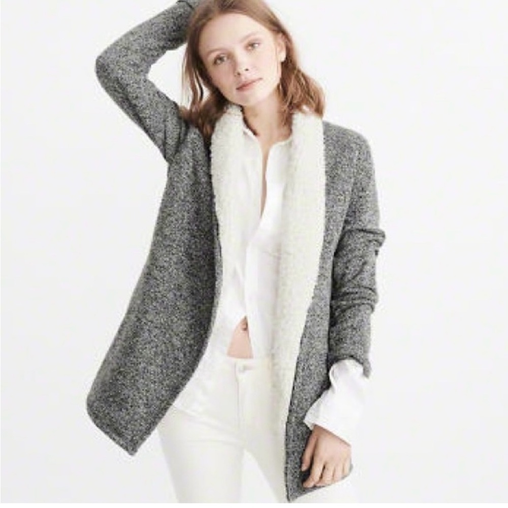 Abercrombie & Fitch Off-White And Gray Textured Sweater Cardigan